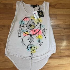 Cute sleeveless dream catcher shirt